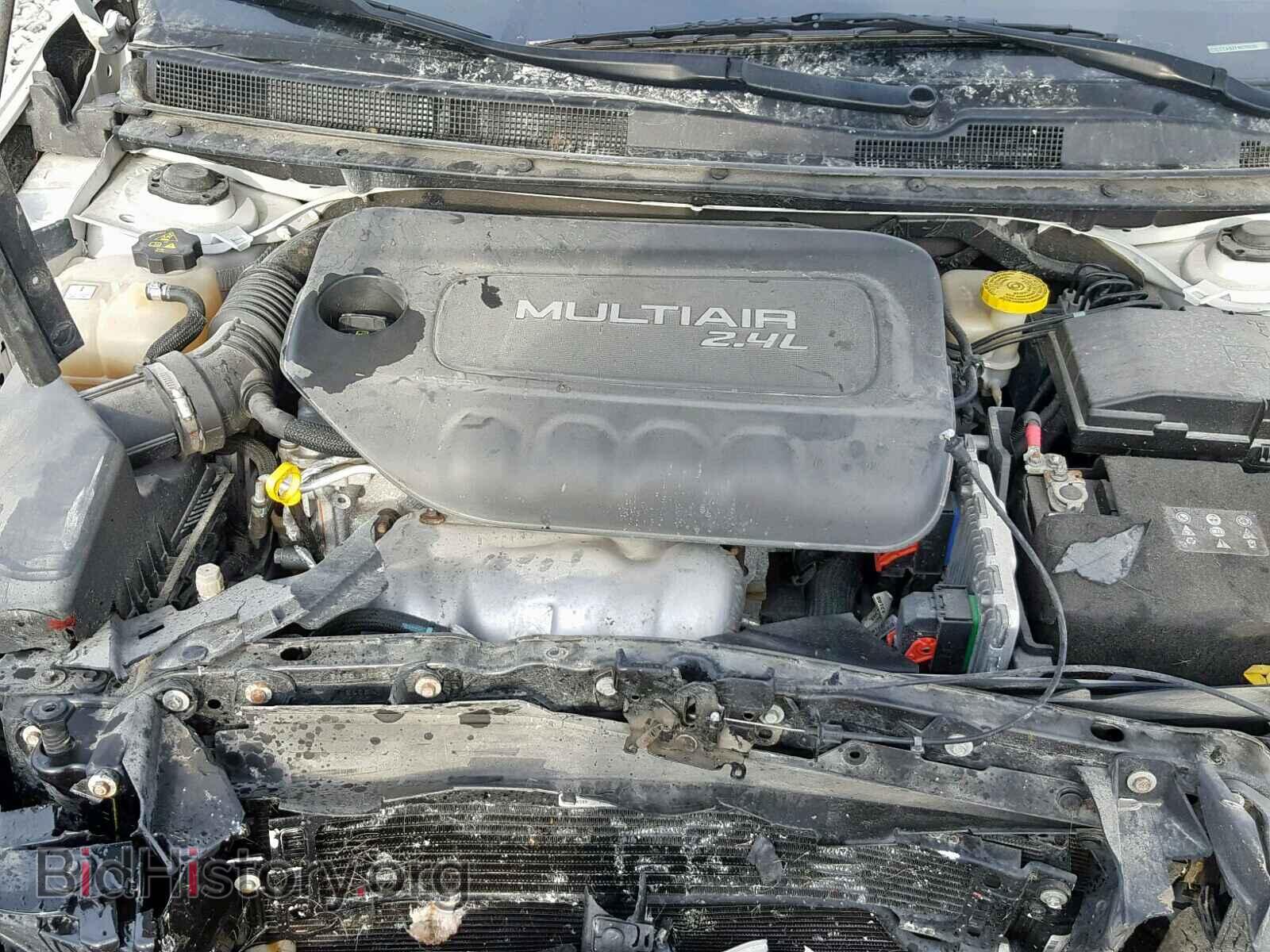 2015 CHRYSLER 200 - VIN: 1C3CCCAB2FN570930 - Фото 7