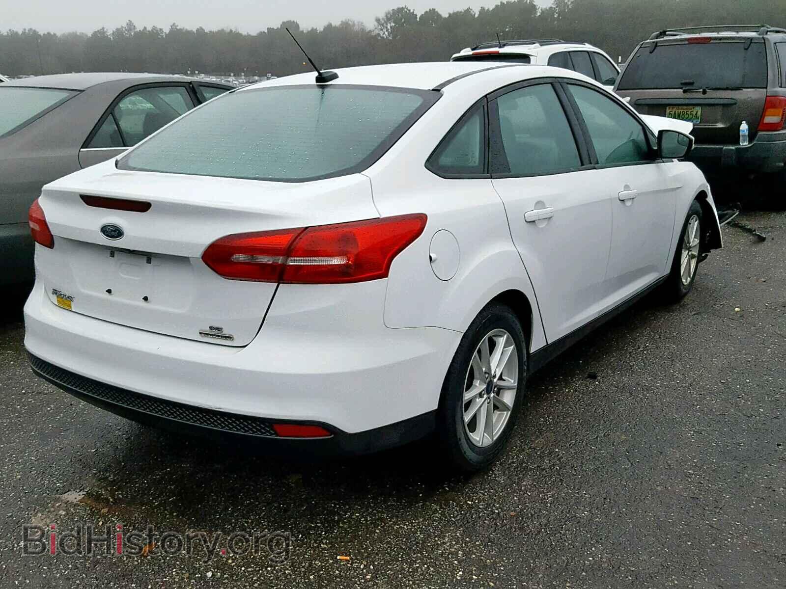 2016 FORD FOCUS SE - VIN: 1FADP3F24GL261492 - Фото 4
