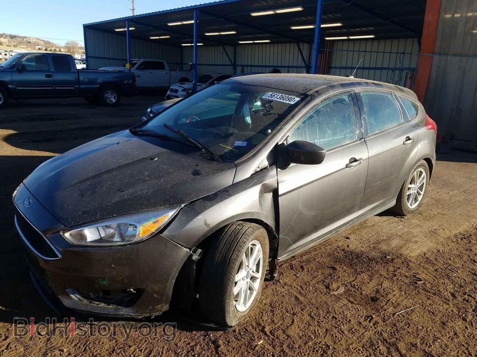 2018 FORD FOCUS - VIN: 1FADP3K2XJL315570 - Фото 2