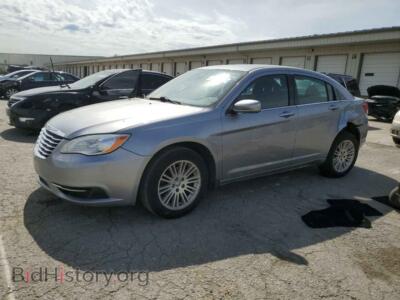 2013 Chrysler 200 Touring, серебристый — VIN 1C3CCBBB1DN694550, Copart