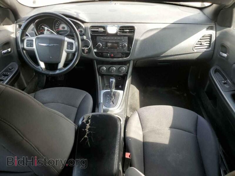 2013 Chrysler 200 (VIN 1C3CCBBB1DN694550) — photo 8 of 12