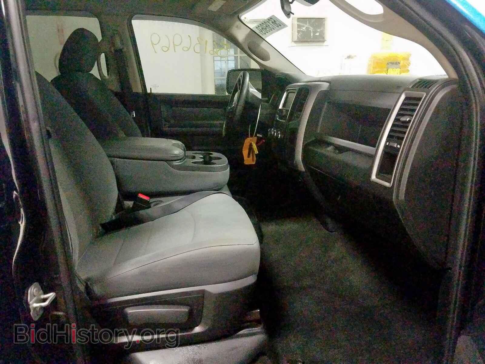 2017 RAM 1500 - VIN: 3C6RR7KT9HG618123 - Фото 5
