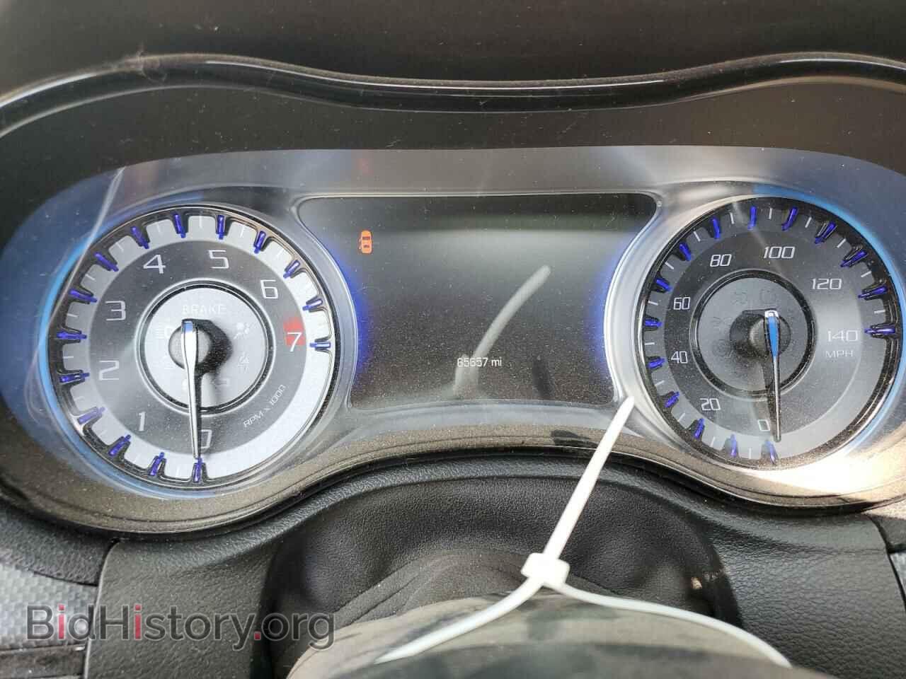 2015 CHRYSLER 300 - VIN: 2C3CCAGG2FH736332 - Фото 9