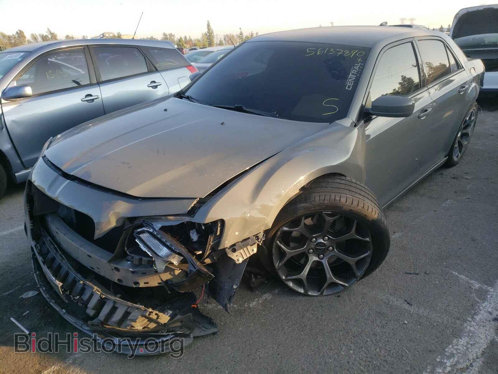 2017 CHRYSLER 300 - VIN: 2C3CCABG1HH616354 - Фото 2