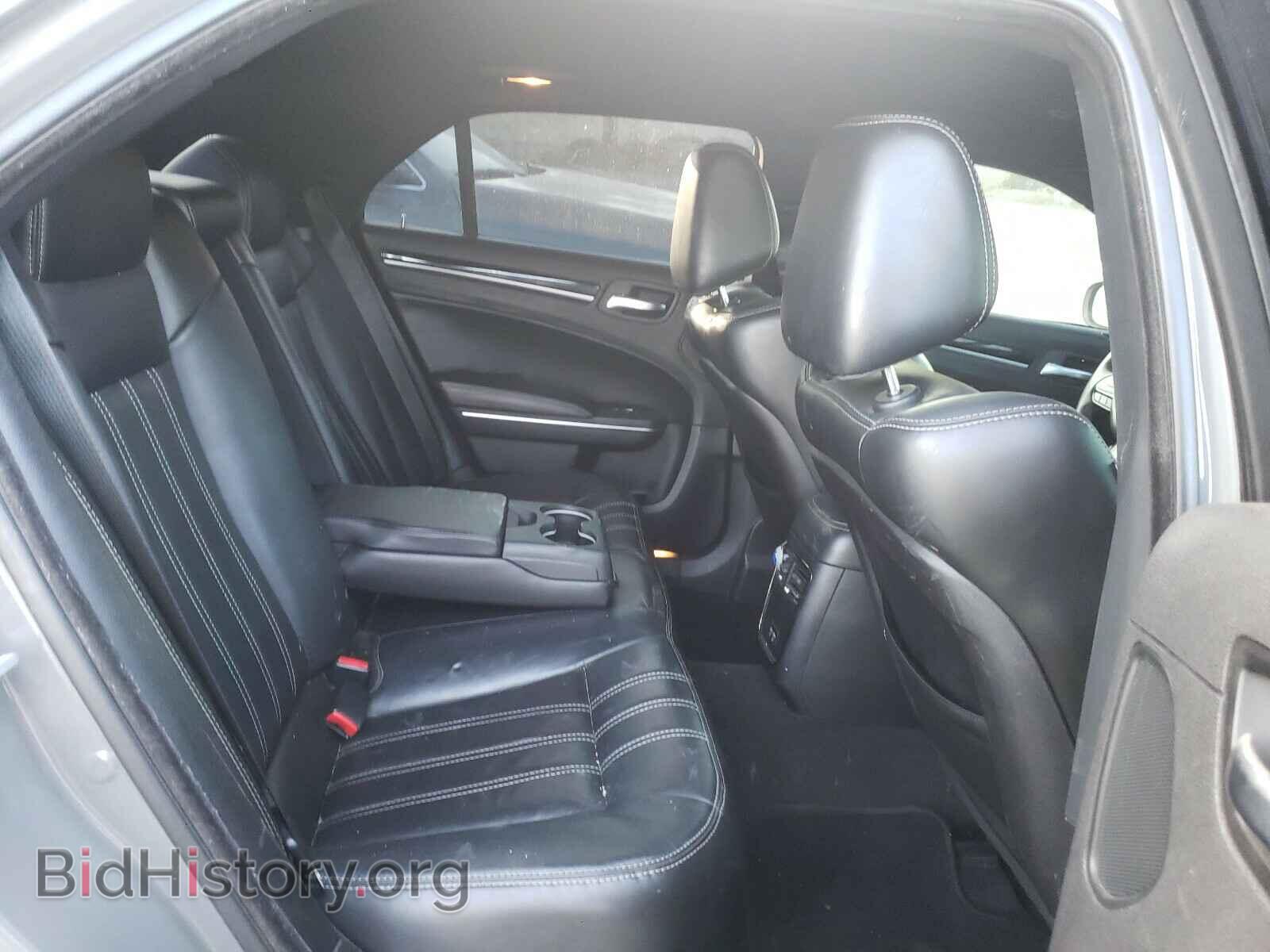 2017 CHRYSLER 300 - VIN: 2C3CCABG1HH616354 - Фото 6