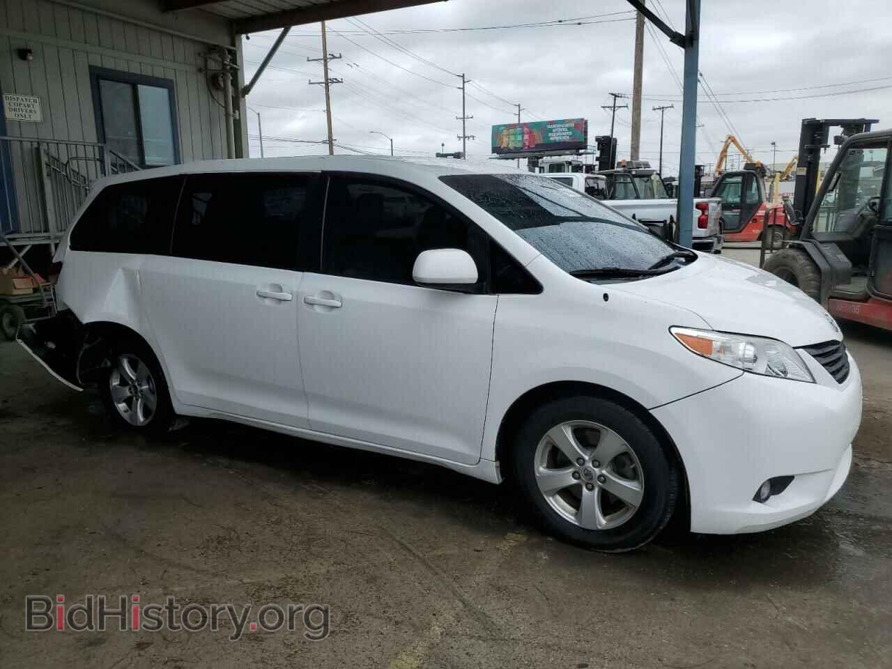 2014 TOYOTA All Models - VIN: 5TDZK3DC7ES441829 - Фото 4