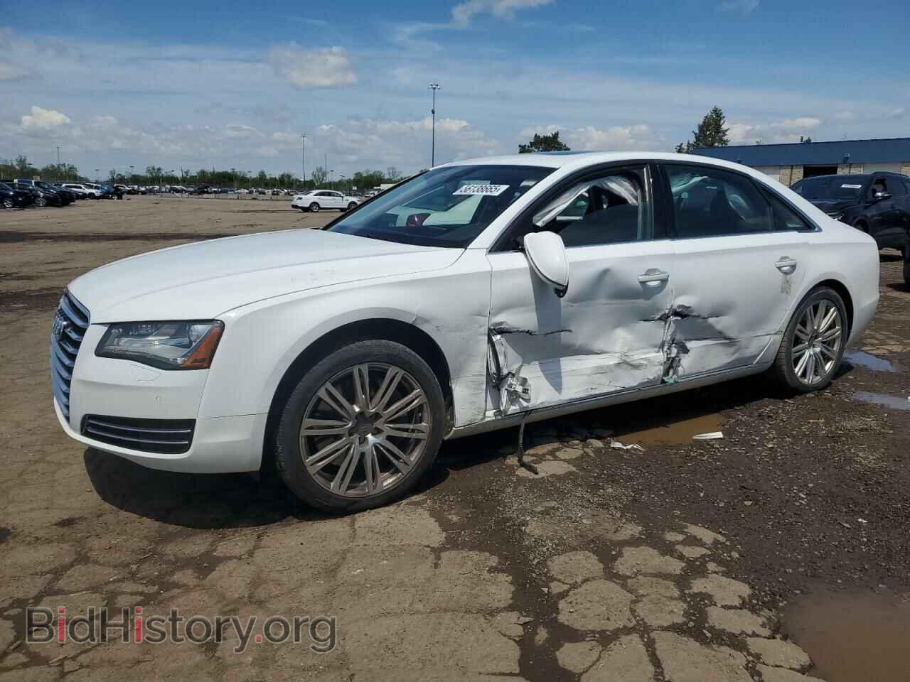 Photo WAURVAFD2CN017511 - AUDI A8 2012
