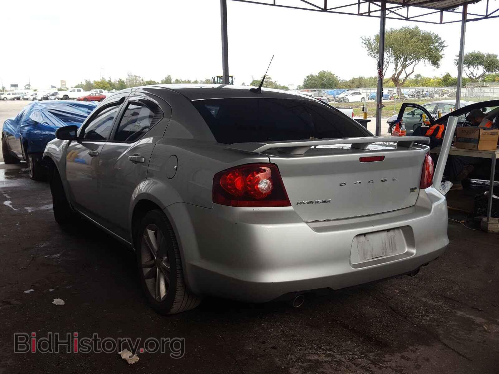 2011 DODGE AVENGER - VIN: 1B3BD1FG8BN546513 - Фото 3