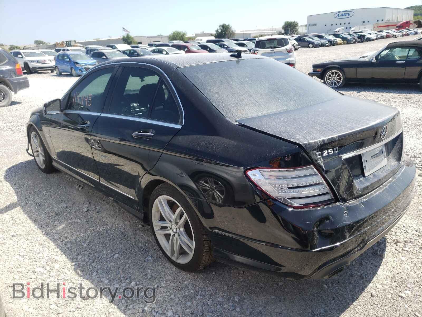 2012 MERCEDES-BENZ C-CLASS - VIN: WDDGF4HB2CA636031 - Фото 3