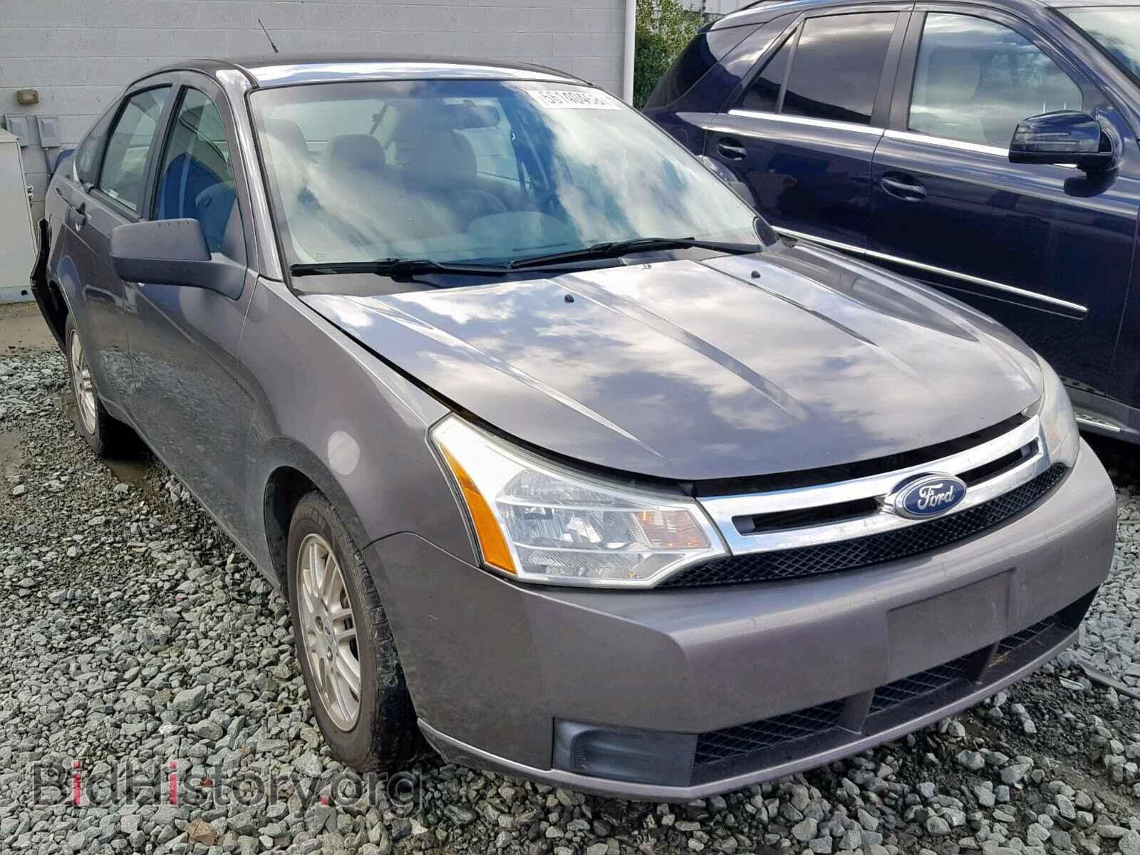 Photo 1FAHP3FN6BW158447 - FORD FOCUS 2011