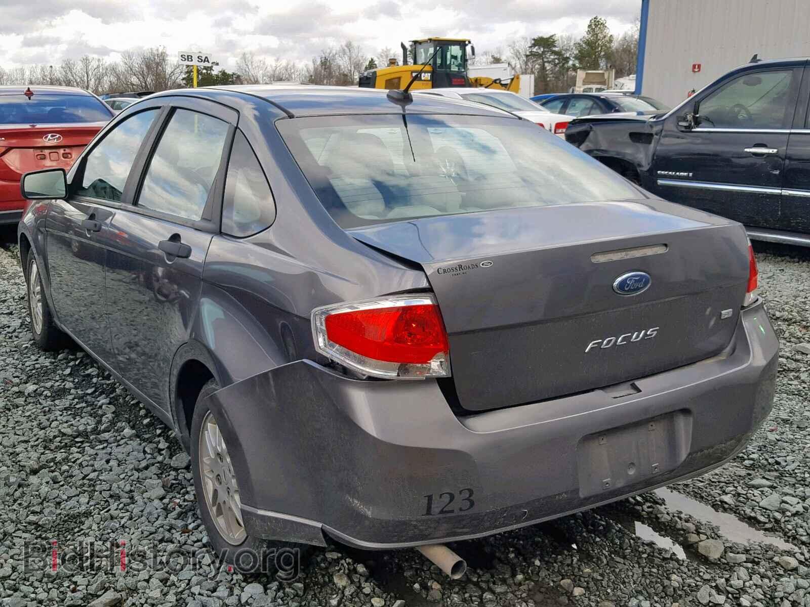 2011 FORD FOCUS - VIN: 1FAHP3FN6BW158447 - Photo 3