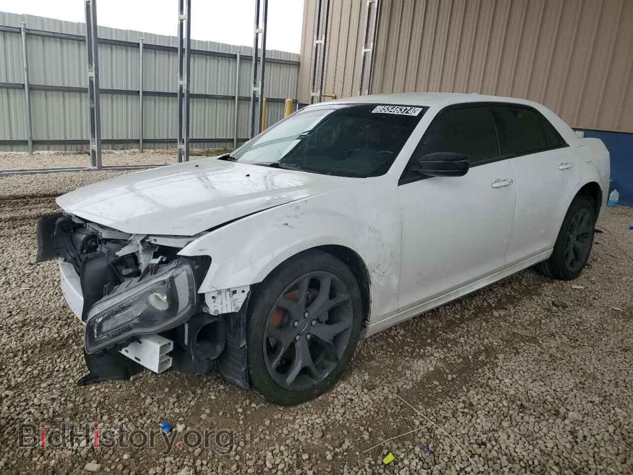 Фотография 2C3CCAAG5LH225587 - CHRYSLER 300 2020