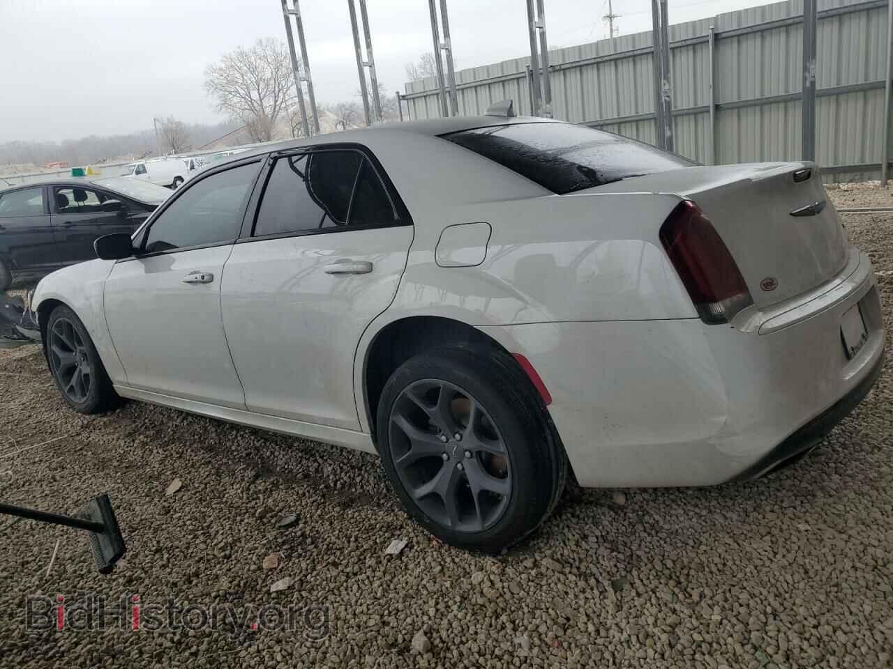 2020 CHRYSLER 300 - VIN: 2C3CCAAG5LH225587 - Фото 2