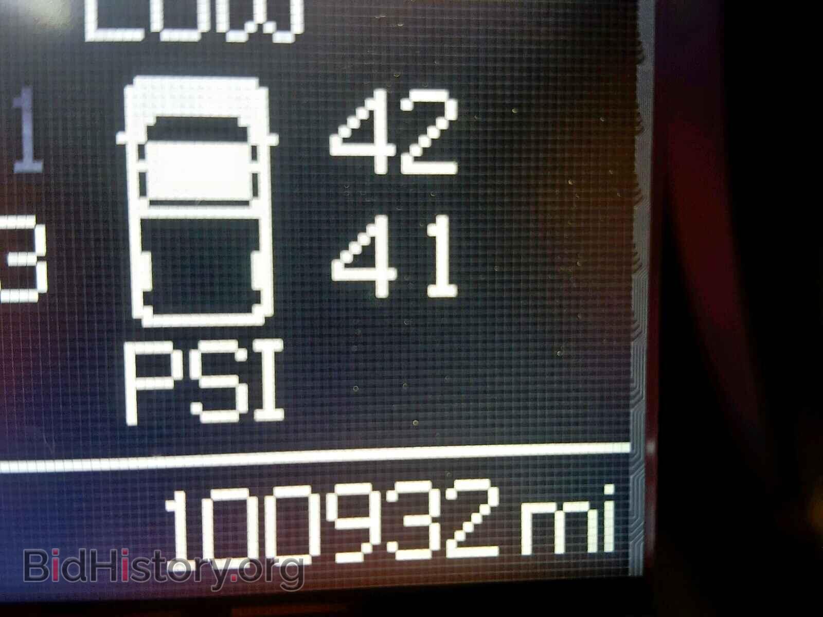 2011 DODGE RAM 1500 - VIN: 1D7RV1CTXBS506193 - Фото 8