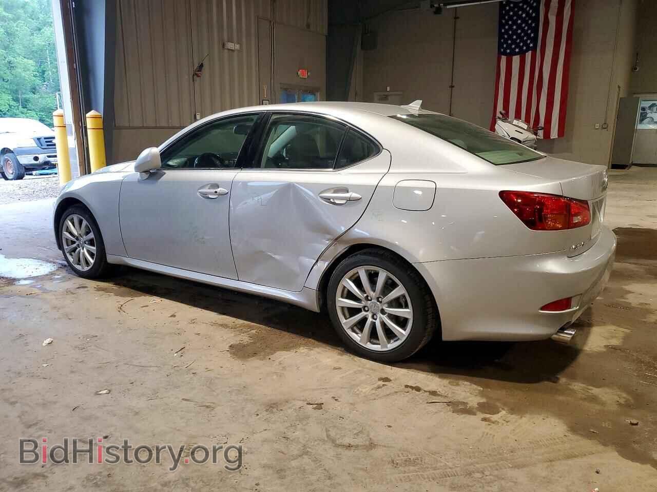 2007 LEXUS IS - VIN: JTHCK262X72013587 - Photo 2