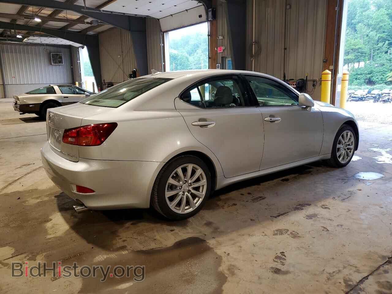 2007 LEXUS IS - VIN: JTHCK262X72013587 - Photo 3