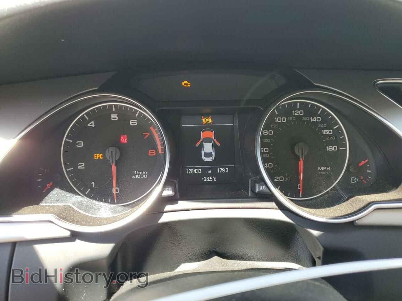 2012 AUDI A5 - VIN: WAURFAFR6CA001232 - Photo 9