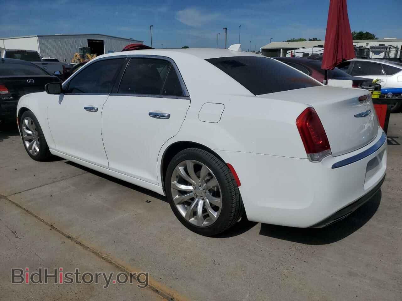 2017 CHRYSLER 300 - VIN: 2C3CCAEG4HH645598 - Фото 2
