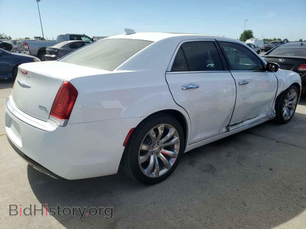 2017 CHRYSLER 300 - VIN: 2C3CCAEG4HH645598 - Фото 3