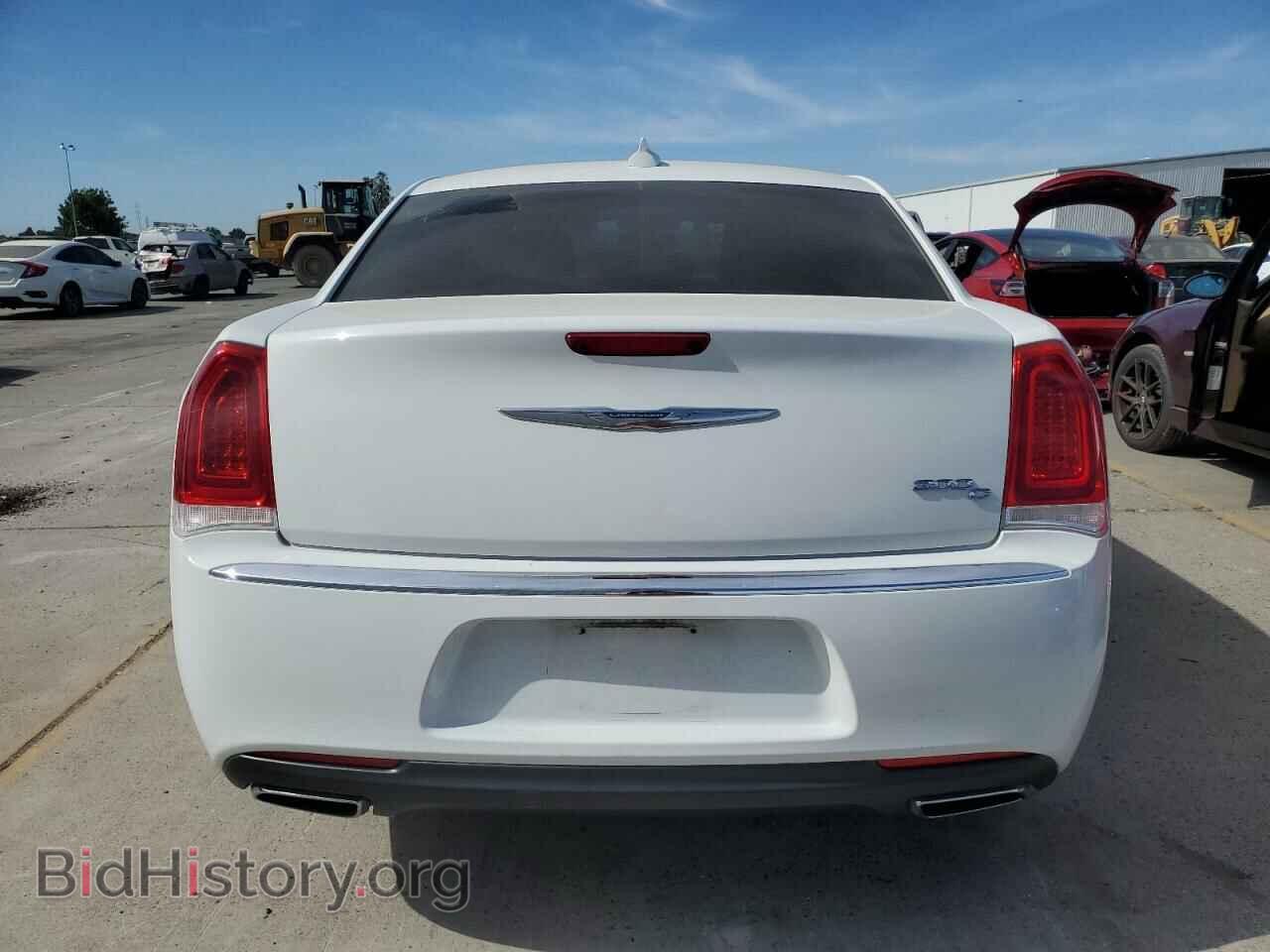 2017 CHRYSLER 300 - VIN: 2C3CCAEG4HH645598 - Фото 6