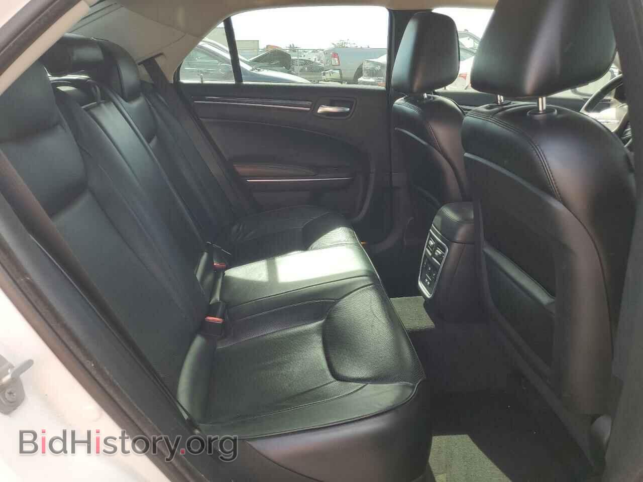 2017 CHRYSLER 300 - VIN: 2C3CCAEG4HH645598 - Фото 10