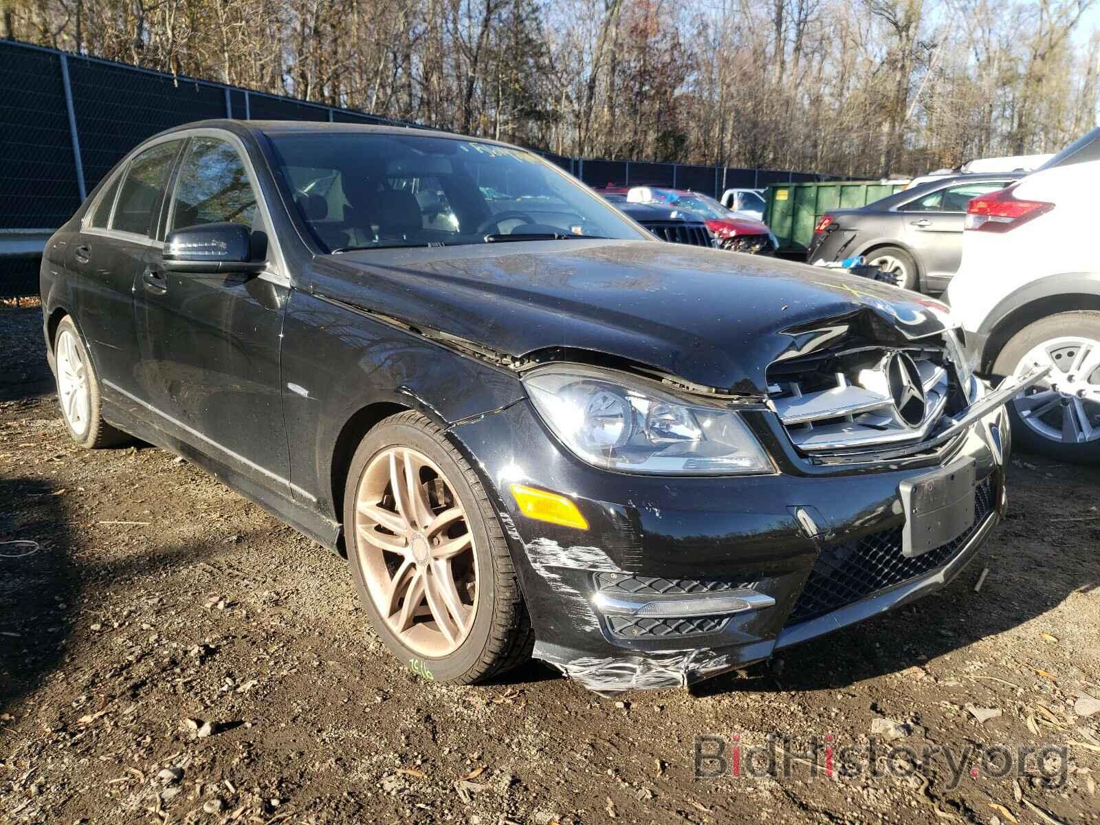 Photo WDDGF4HB8CR210605 - MERCEDES-BENZ C CLASS 2012