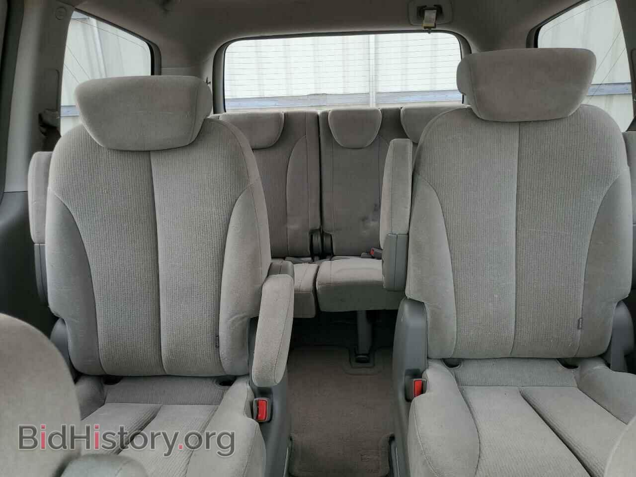 2006 KIA All Models - VIN: KNDMB233X66066638 - Фото 10