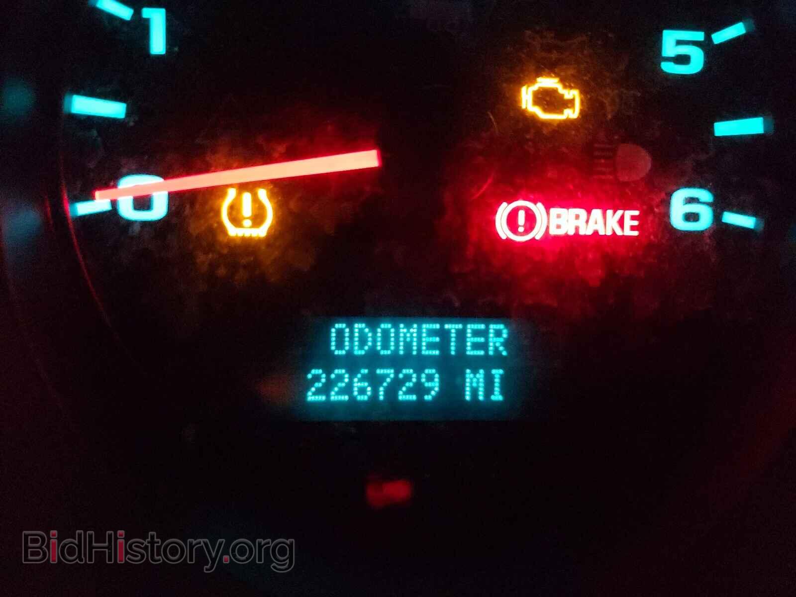 2008 GMC SIERRA - VIN: 2GTEC19C481259591 - Фото 8