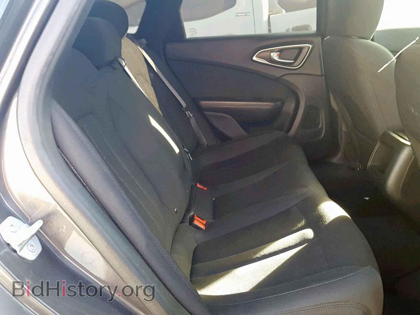 2015 CHRYSLER 200 - VIN: 1C3CCCABXFN630906 - Photo 6