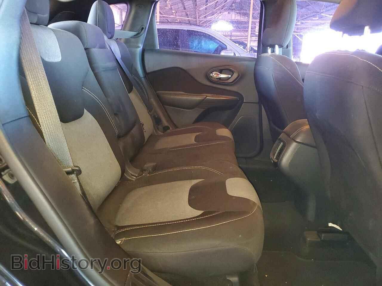 2016 JEEP CHEROKEE - VIN: 1C4PJMAB2GW142814 - Фото 10