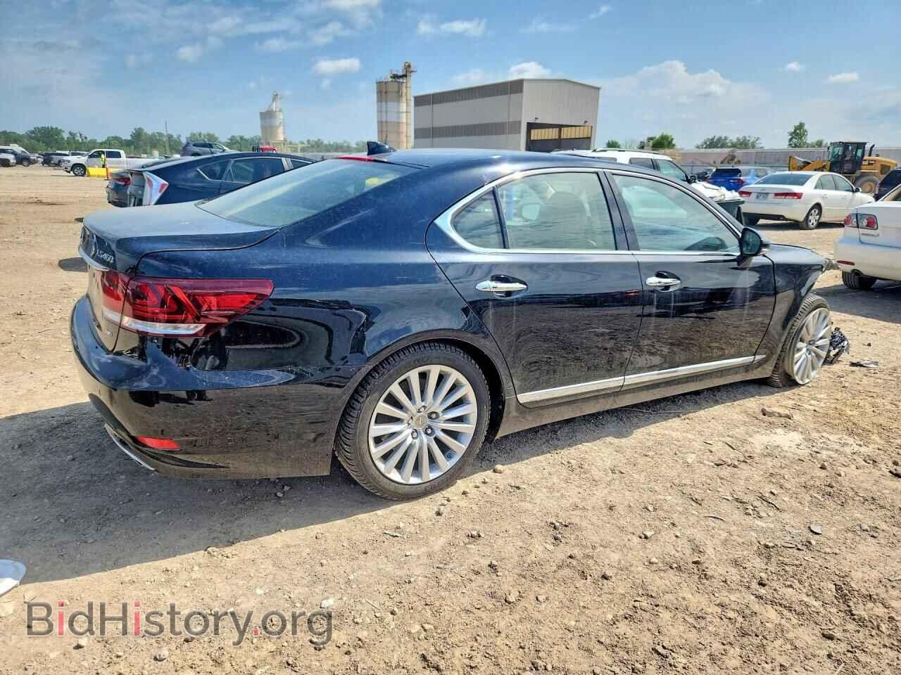 2014 LEXUS LS460 - VIN: JTHCL5EF3E5021724 - Photo 3