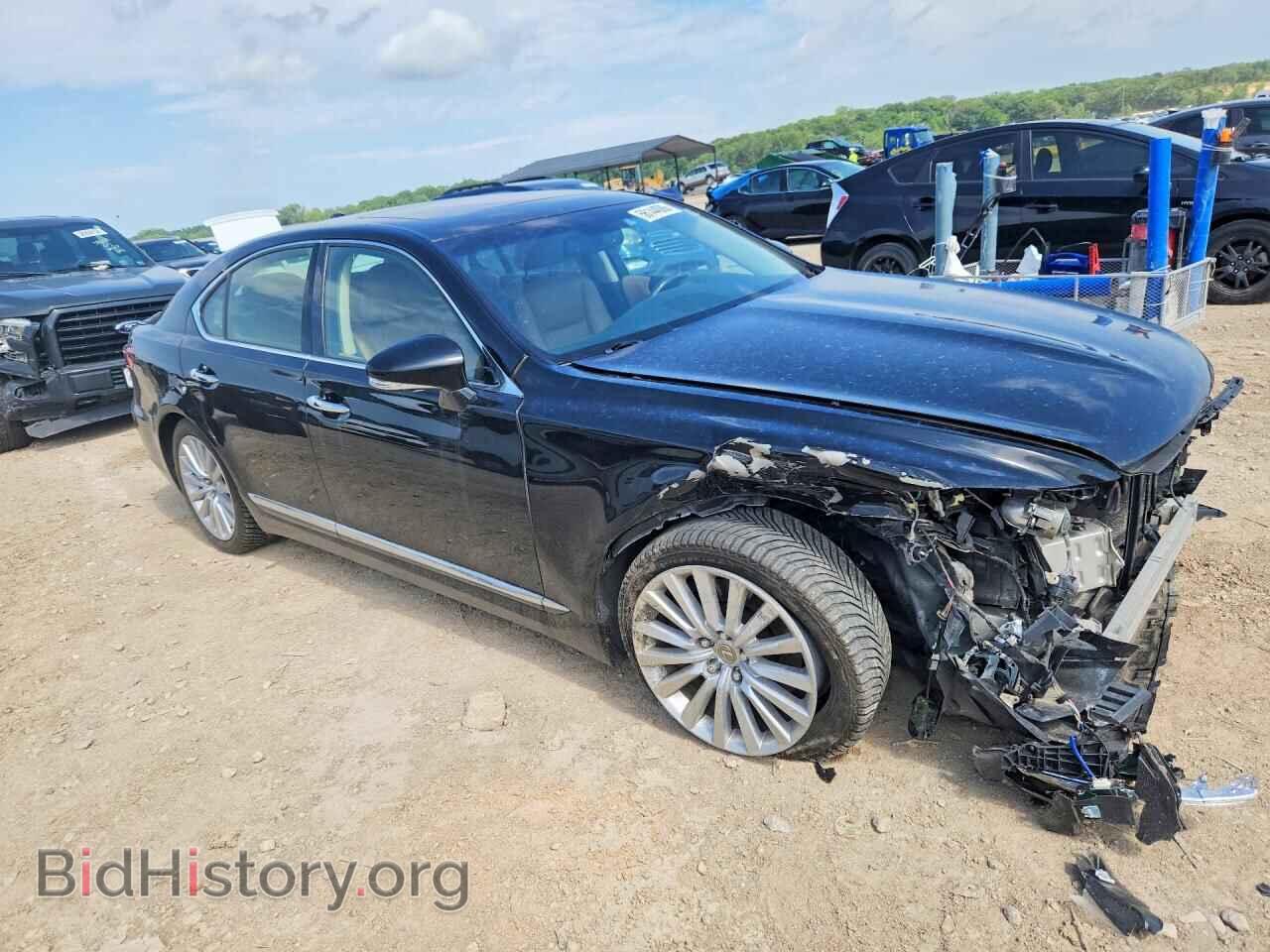 2014 LEXUS LS460 - VIN: JTHCL5EF3E5021724 - Photo 4
