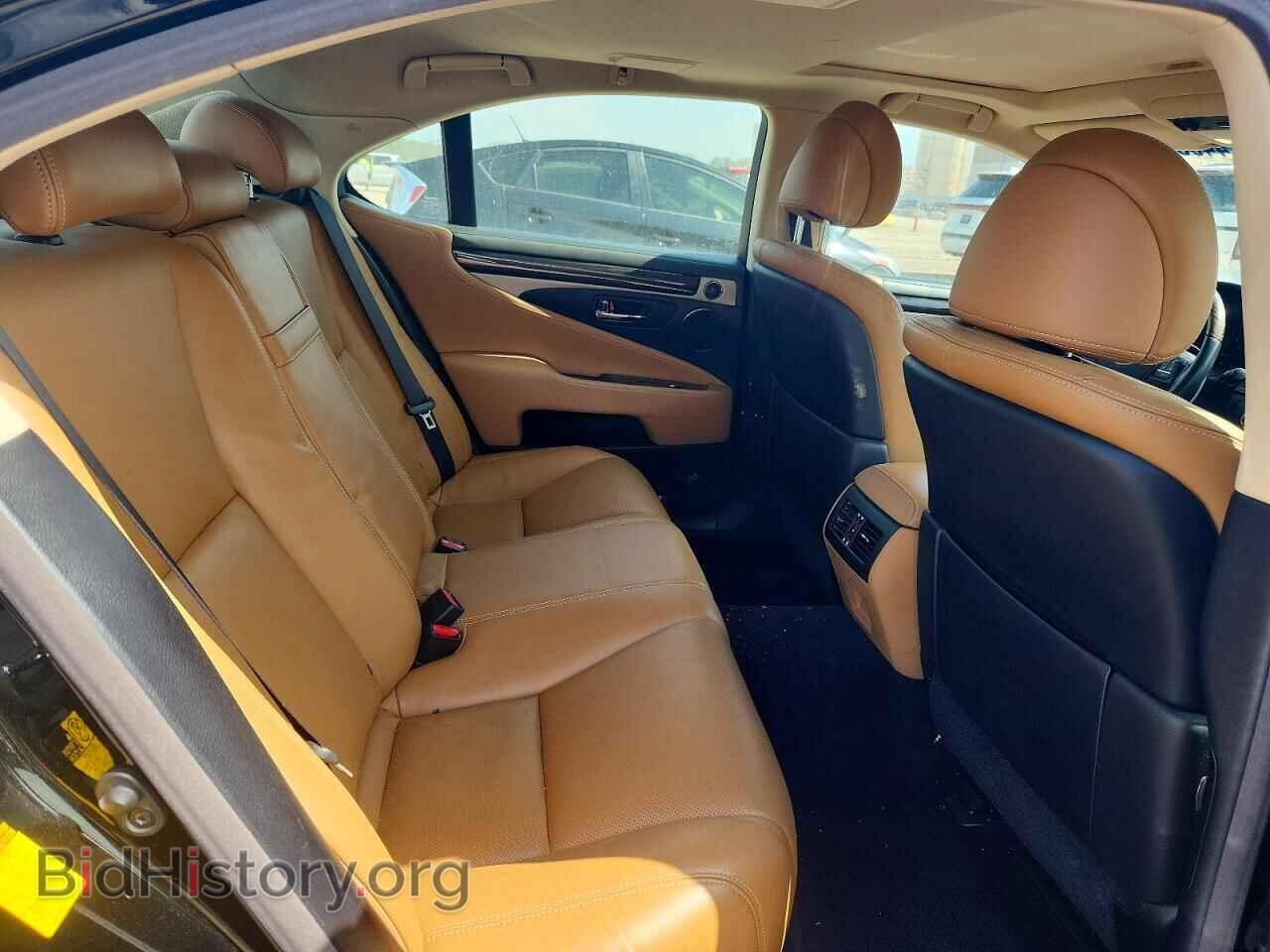 2014 LEXUS LS460 - VIN: JTHCL5EF3E5021724 - Photo 10