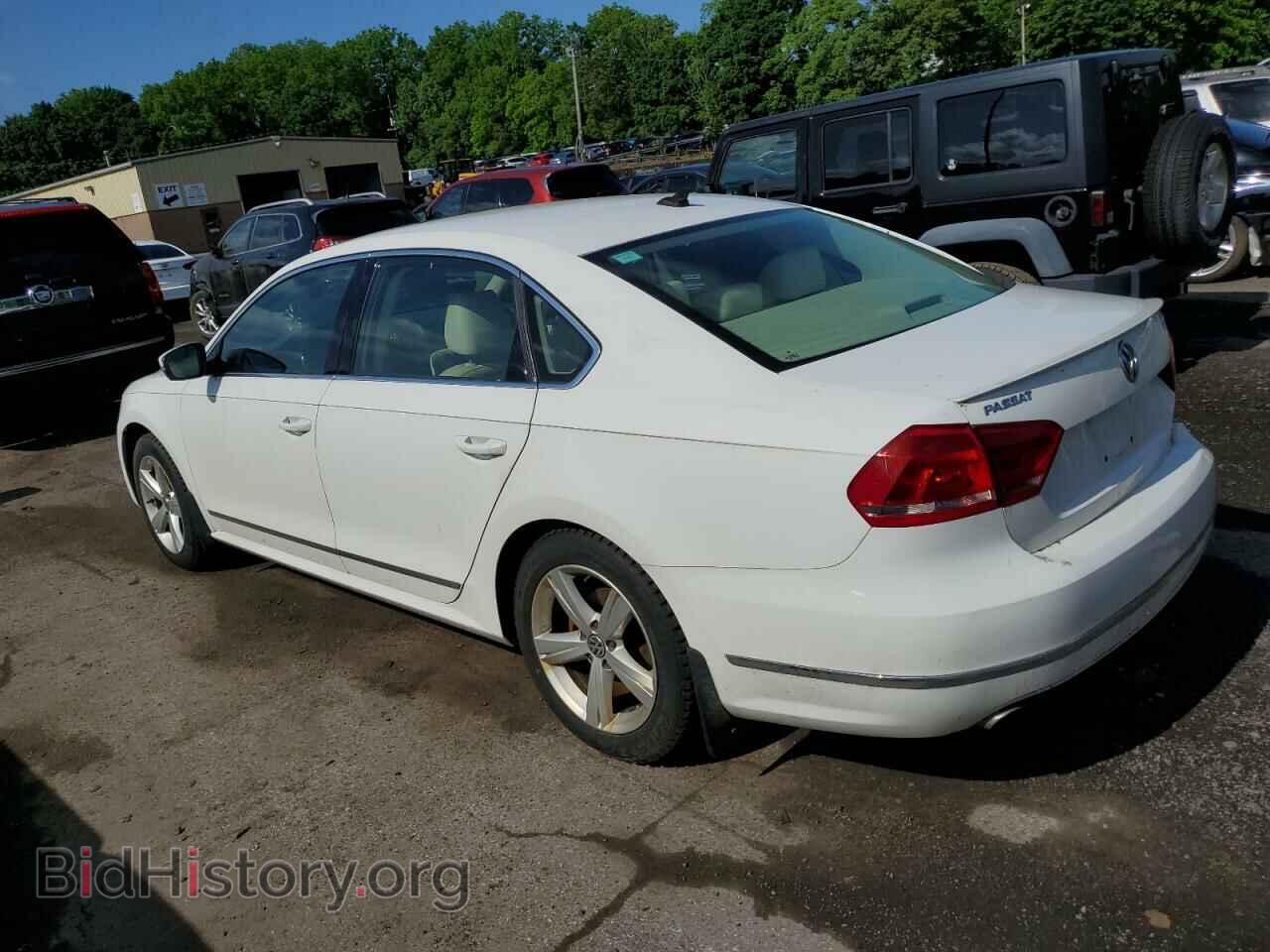 2015 VOLKSWAGEN PASSAT - VIN: 1VWCV7A33FC063663 - Фото 2