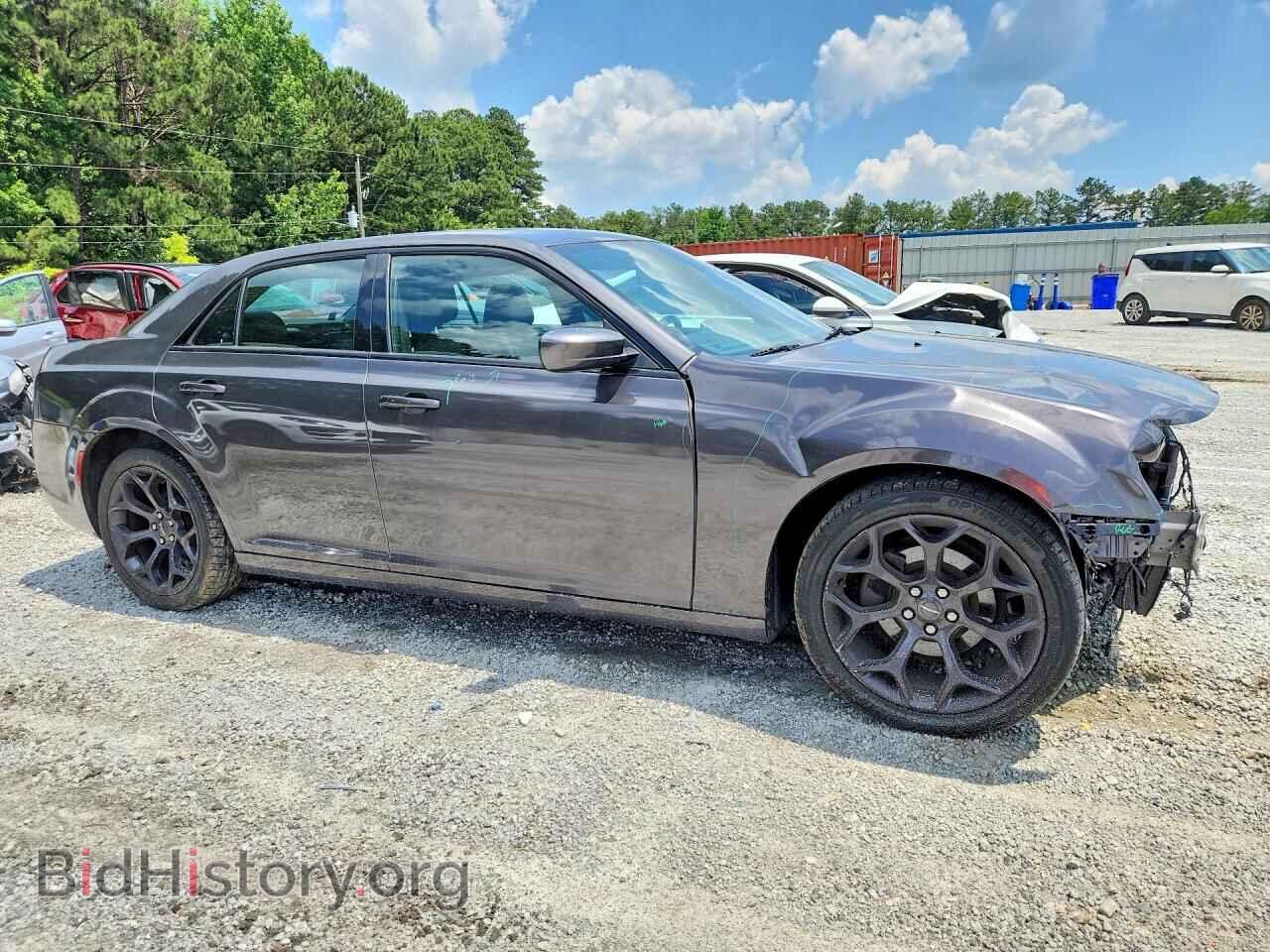 2019 CHRYSLER 300 - VIN: 2C3CCABGXKH516230 - Photo 4