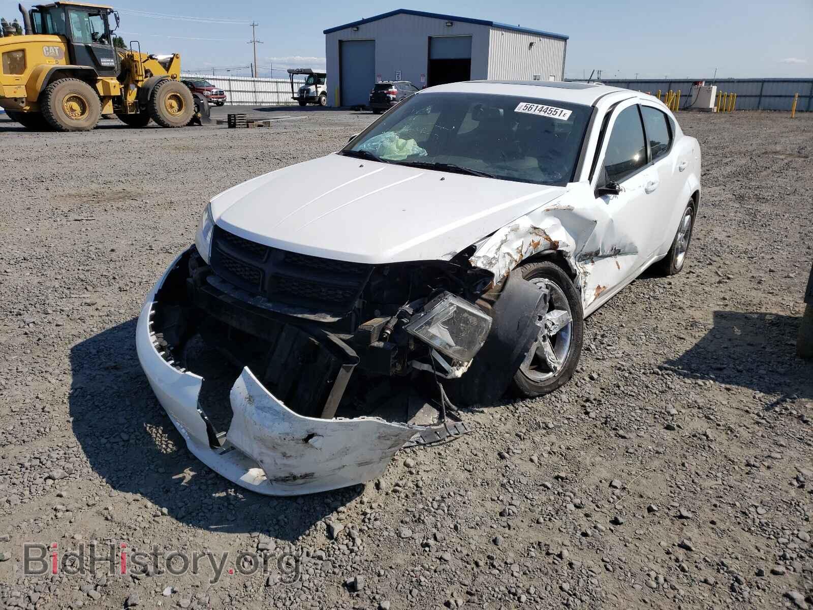 2011 DODGE AVENGER - VIN: 1B3BD2FB3BN573323 - Фото 2