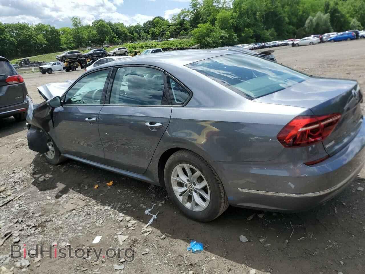 2018 VOLKSWAGEN PASSAT - VIN: 1VWAA7A36JC005879 - Фото 2