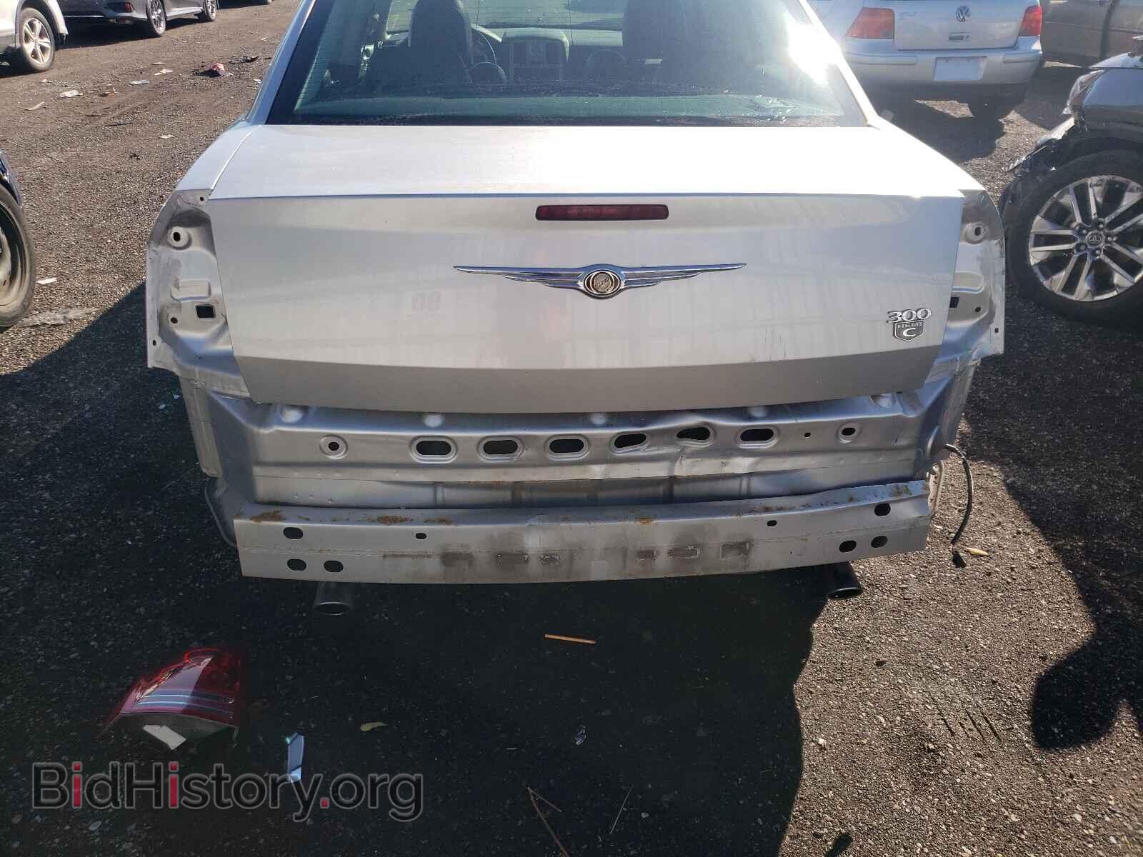 2009 CHRYSLER 300 - VIN: 2C3KA63T89H547352 - Фото 9