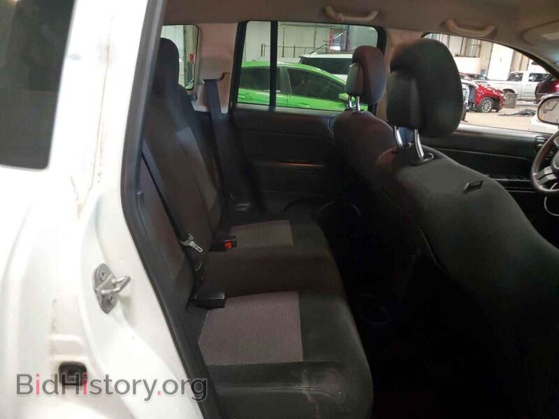 2015 Jeep COMPASS (VIN 1C4NJCBA3FD249680) — photo 11 of 13