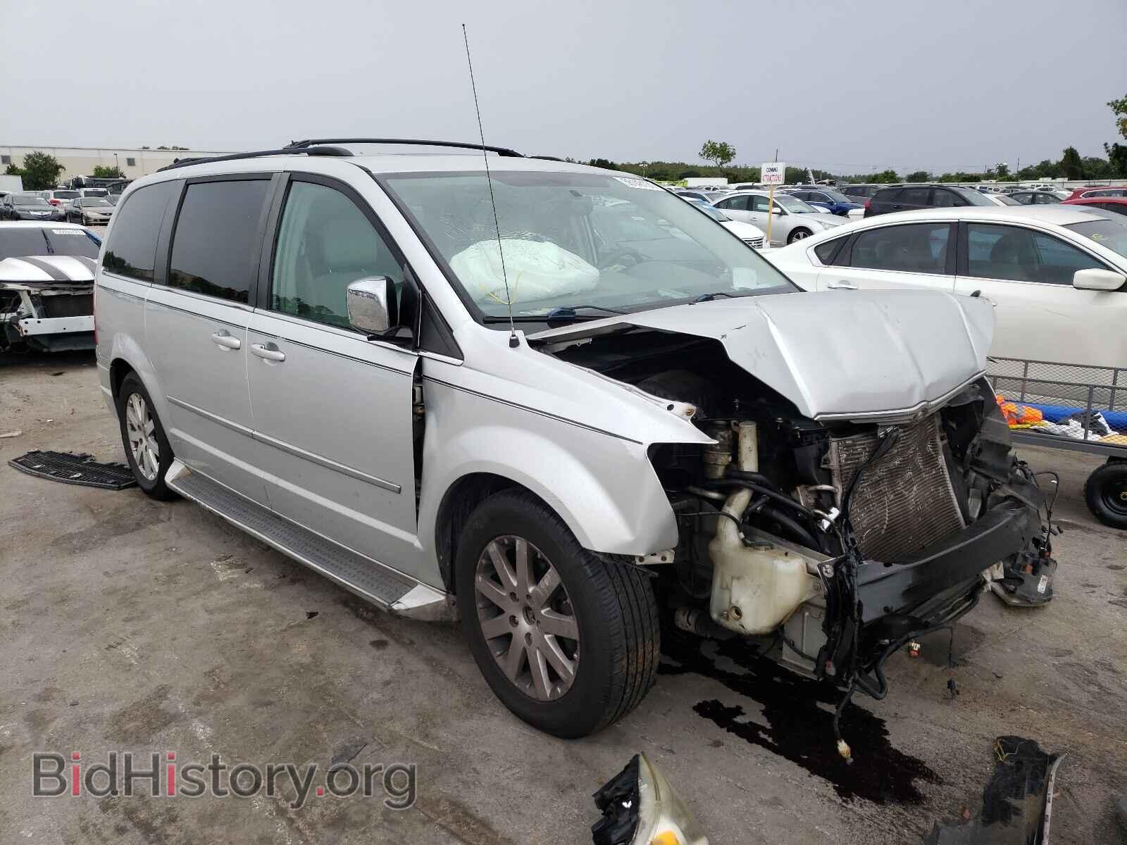 Фотография 2A4RR5DXXAR466702 - CHRYSLER MINIVAN 2010