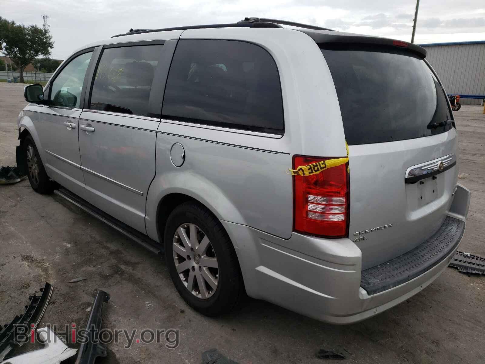 2010 CHRYSLER MINIVAN - VIN: 2A4RR5DXXAR466702 - Фото 3