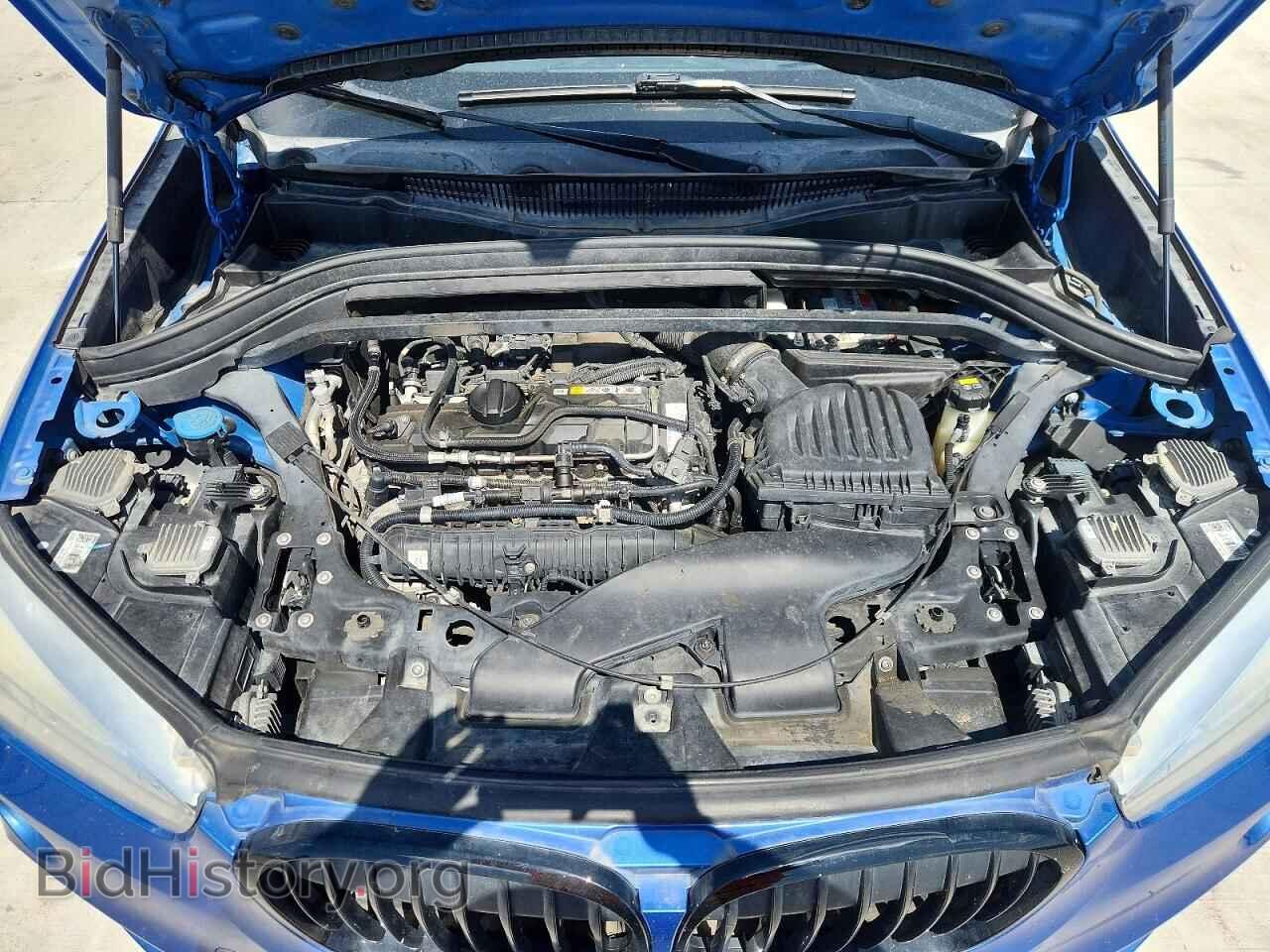 2017 BMW X1 - VIN: WBXHT3C37H5F80031 - Фото 12