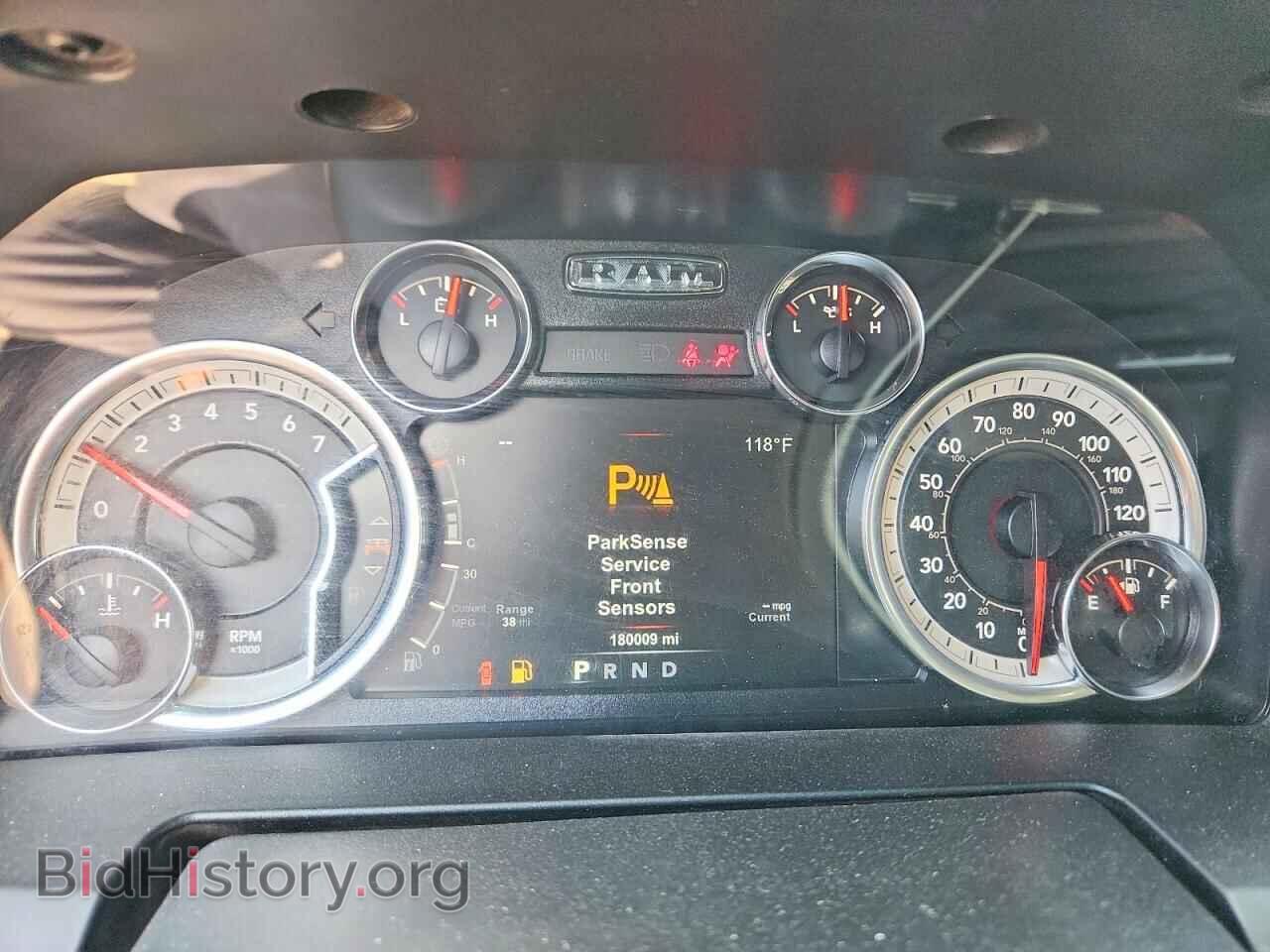 2019 RAM 1500 - VIN: 1C6RR6TT2KS562289 - Фото 9