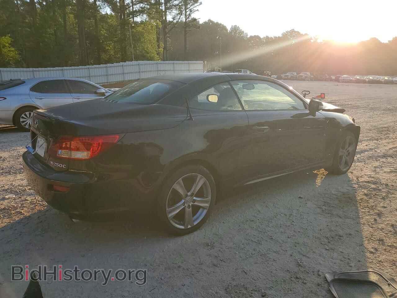 2012 LEXUS IS - VIN: JTHFF2C22C2523982 - Photo 3