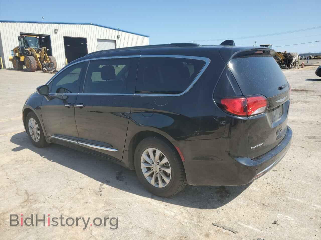 2017 CHRYSLER PACIFICA - VIN: 2C4RC1BG0HR576929 - Фото 2