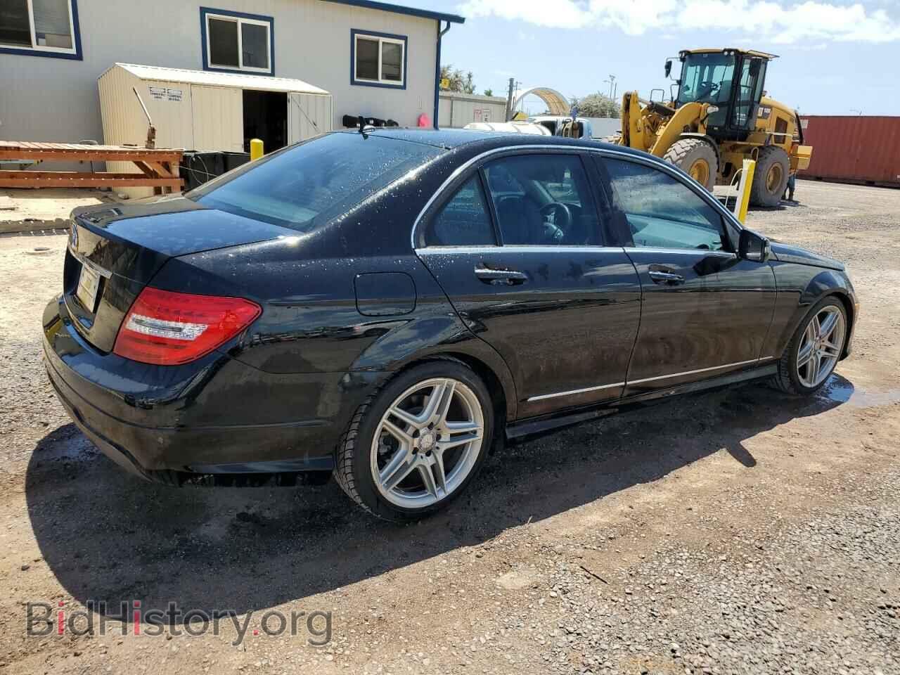 2013 MERCEDES-BENZ C-CLASS - VIN: WDDGF4HB2DR253323 - Фото 3