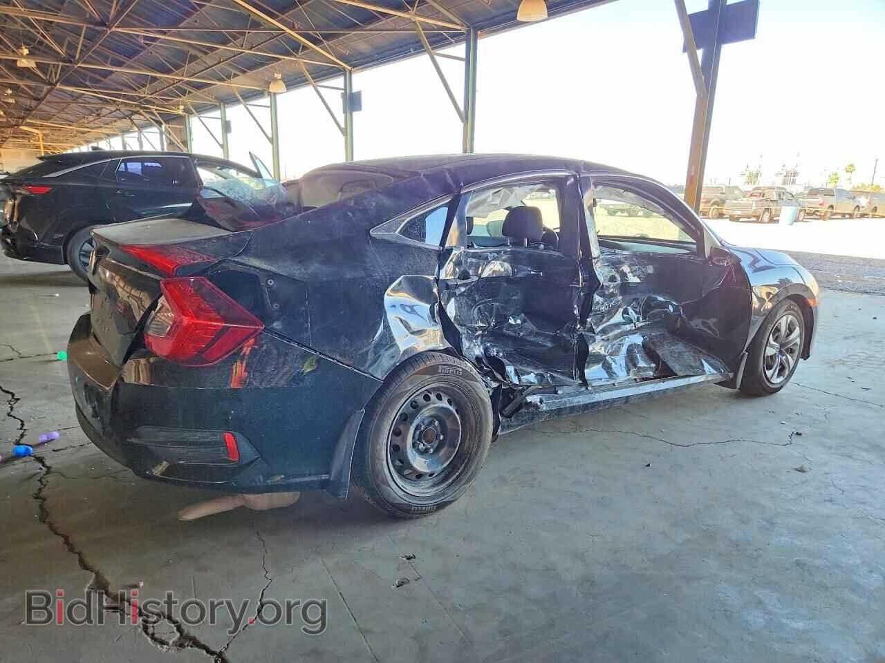 2018 HONDA CIVIC - VIN: 19XFC2F50JE027093 - Фото 3