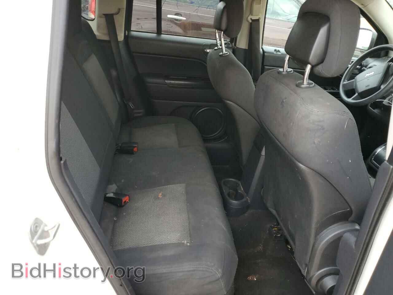 2010 JEEP COMPASS - VIN: 1J4NT4FBXAD612305 - Фото 11