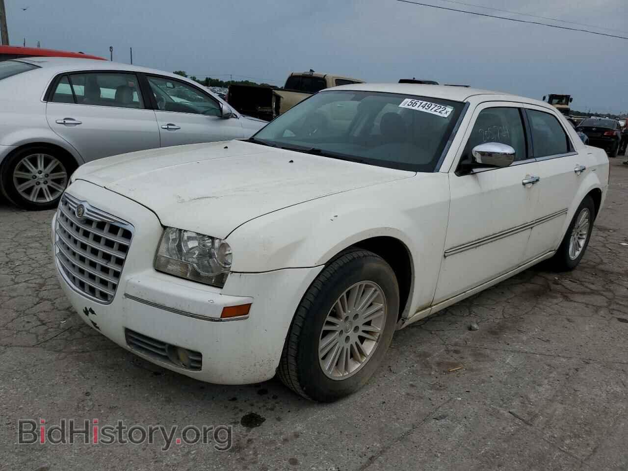 2010 CHRYSLER 300 - VIN: 2C3CA4CD6AH249744 - Фото 2