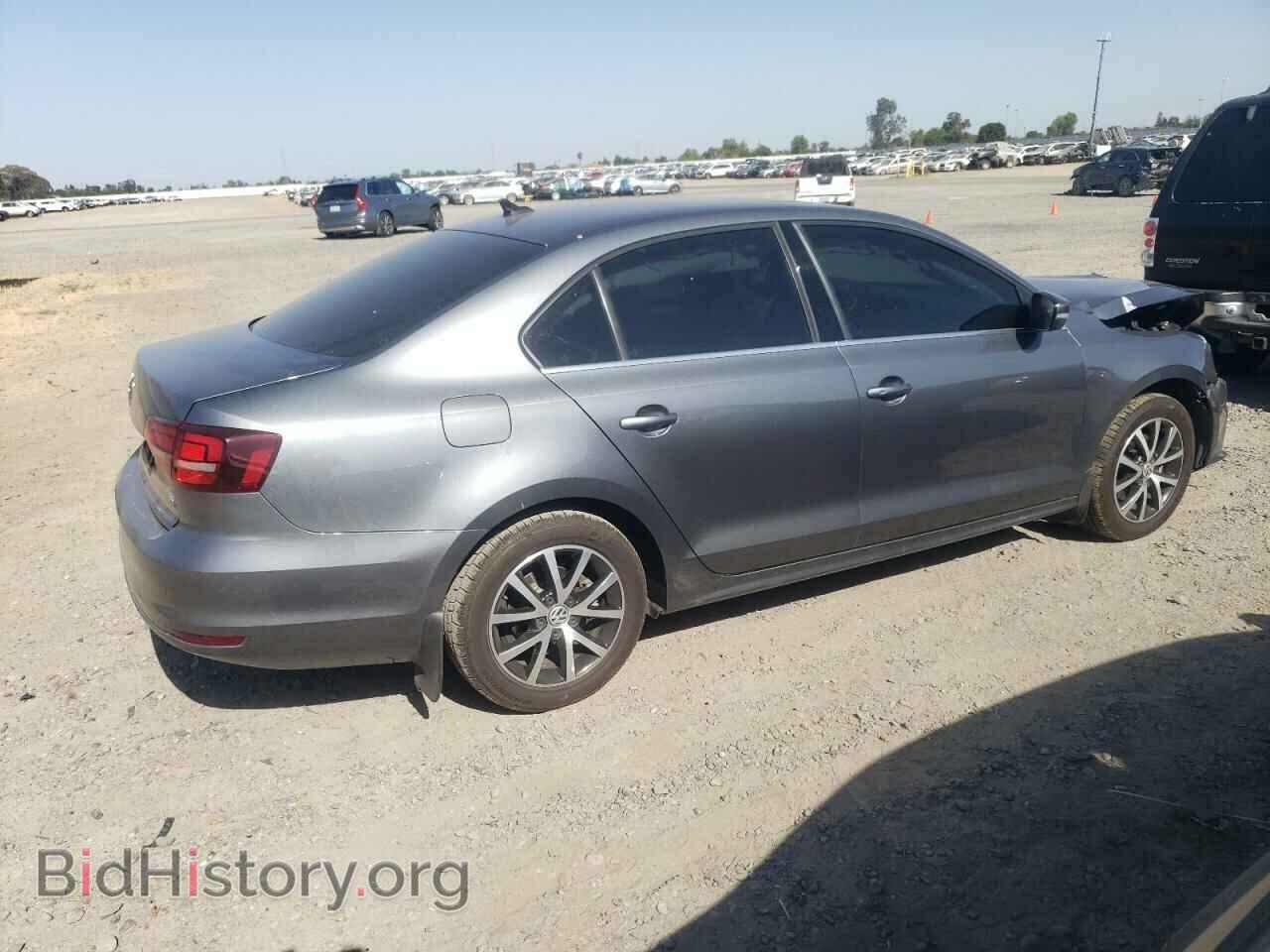 2018 VOLKSWAGEN JETTA - VIN: 3VWDB7AJ4JM259405 - Фото 3